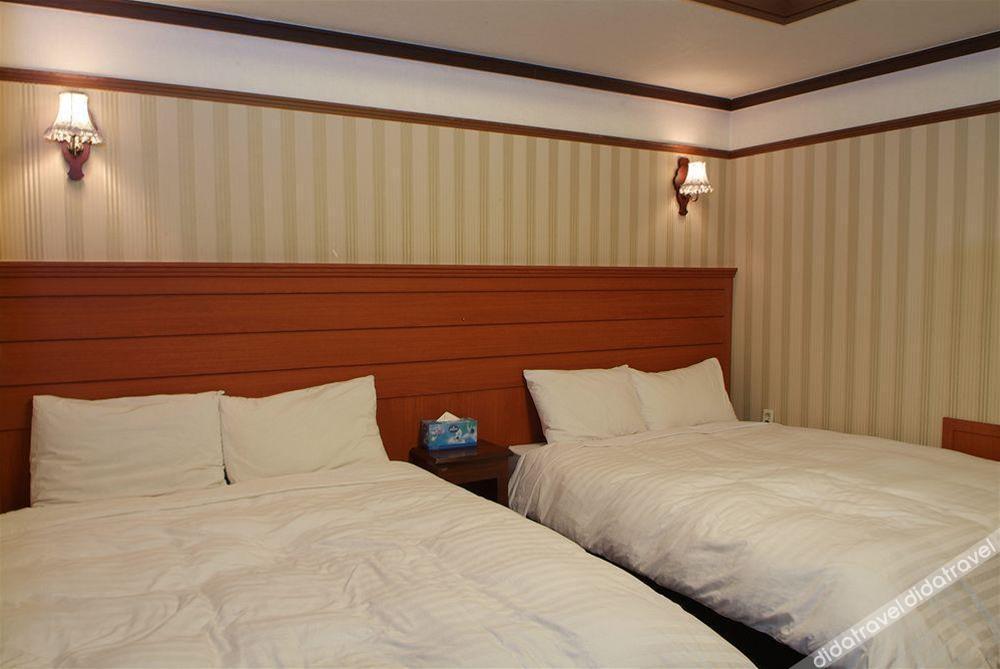 Yeonhwamoon Hotel Eulwang 2*