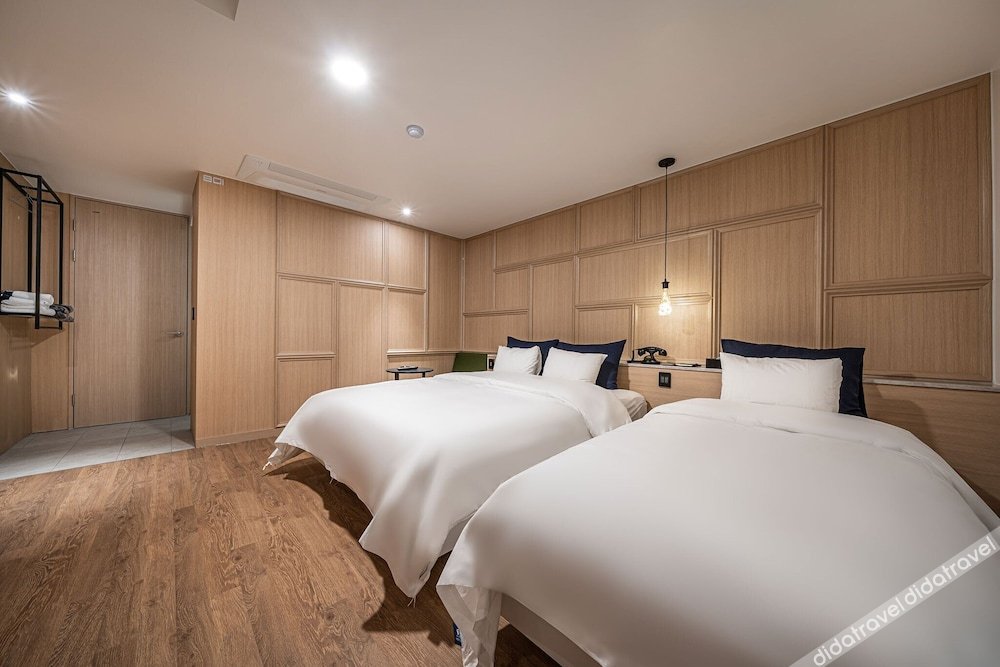 Stay Month Hotel 2*