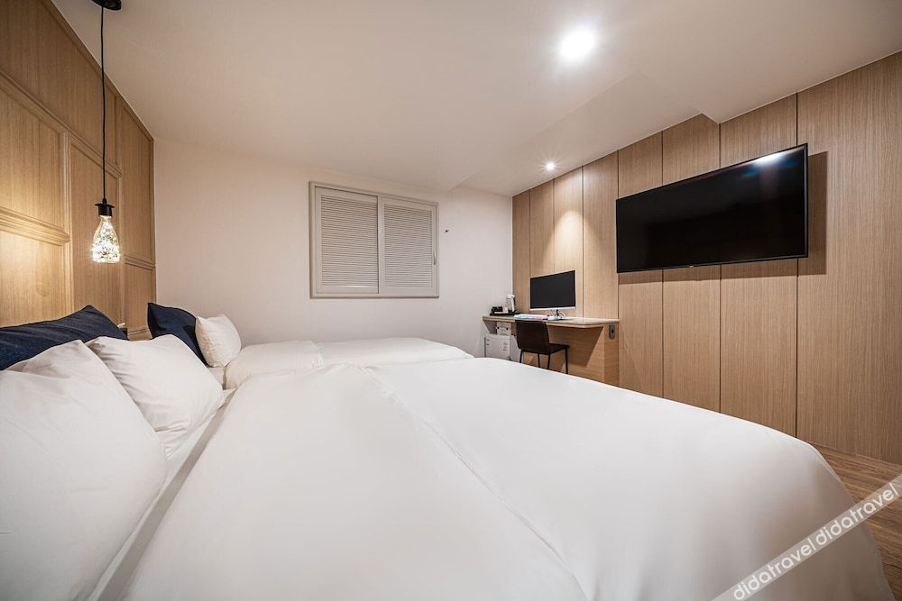 Stay Month Hotel 2*