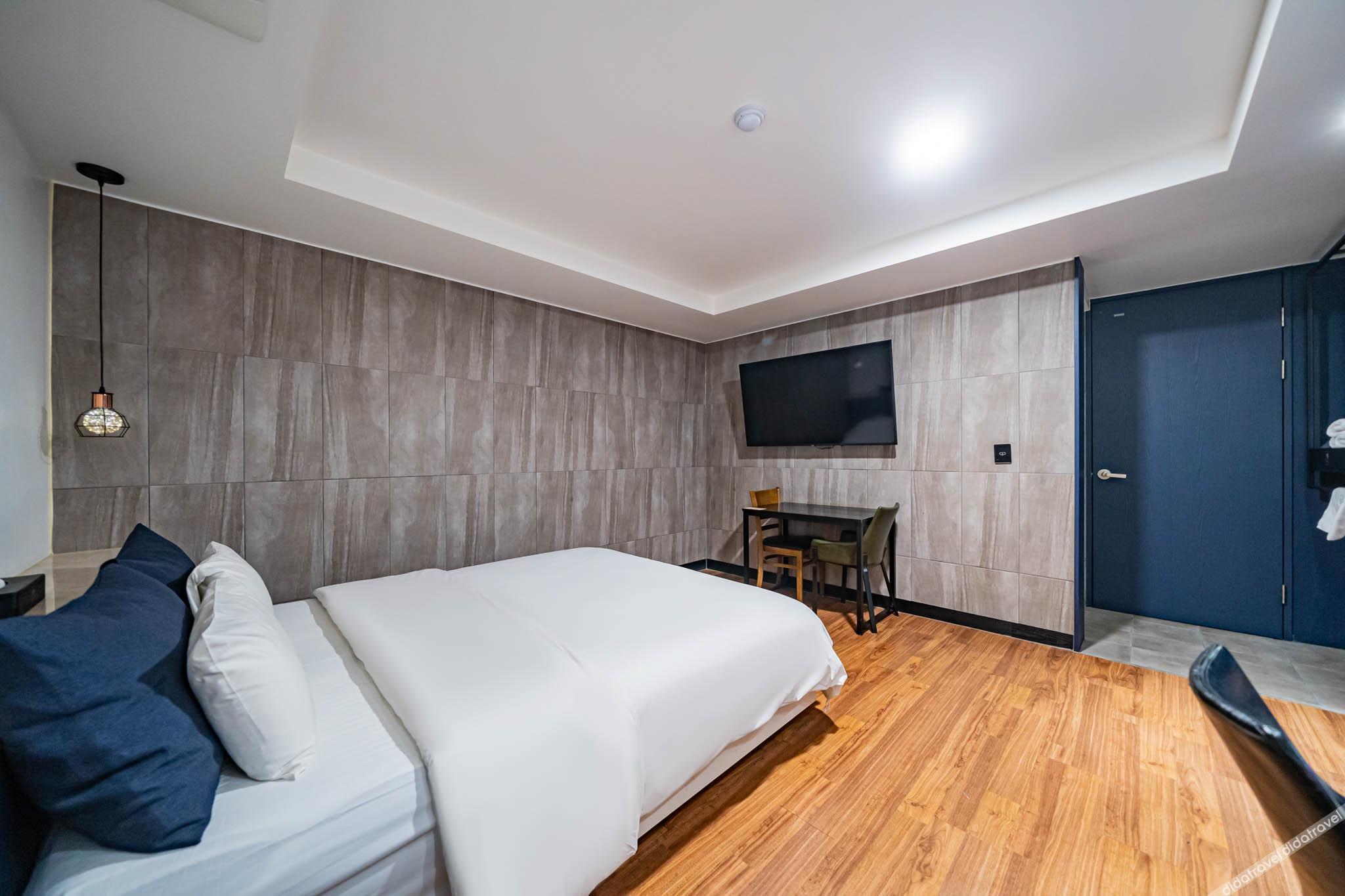 Stay Month Hotel 2*