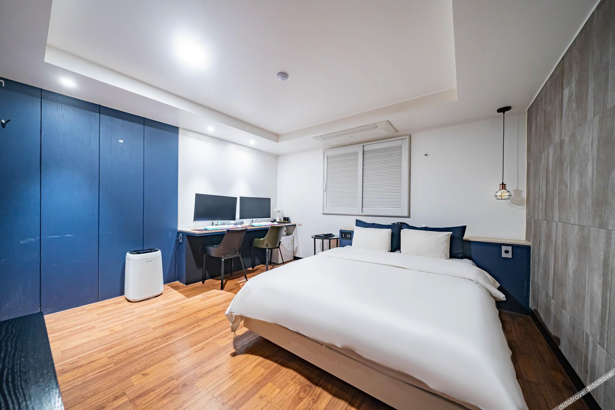 Stay Month Hotel 2*