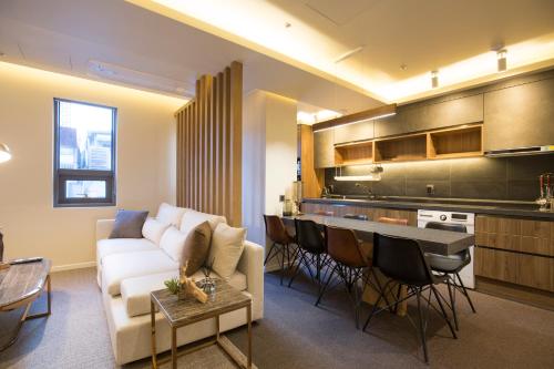 UH Suite The Jongno 3*
