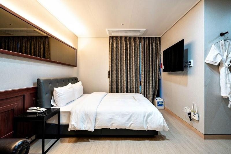 Siheung Seoul Tourist Hotel 3*