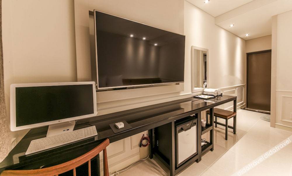 Win Hotel 2*