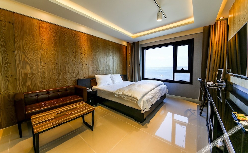 Win Hotel 2*