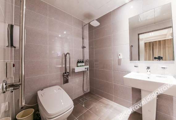 Win Hotel 2*