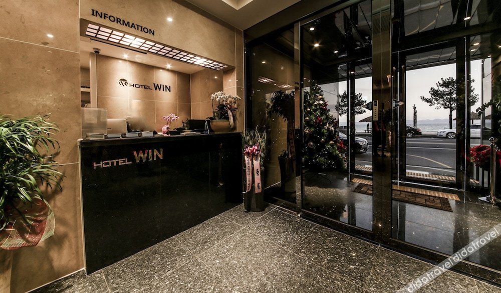 Win Hotel 2*