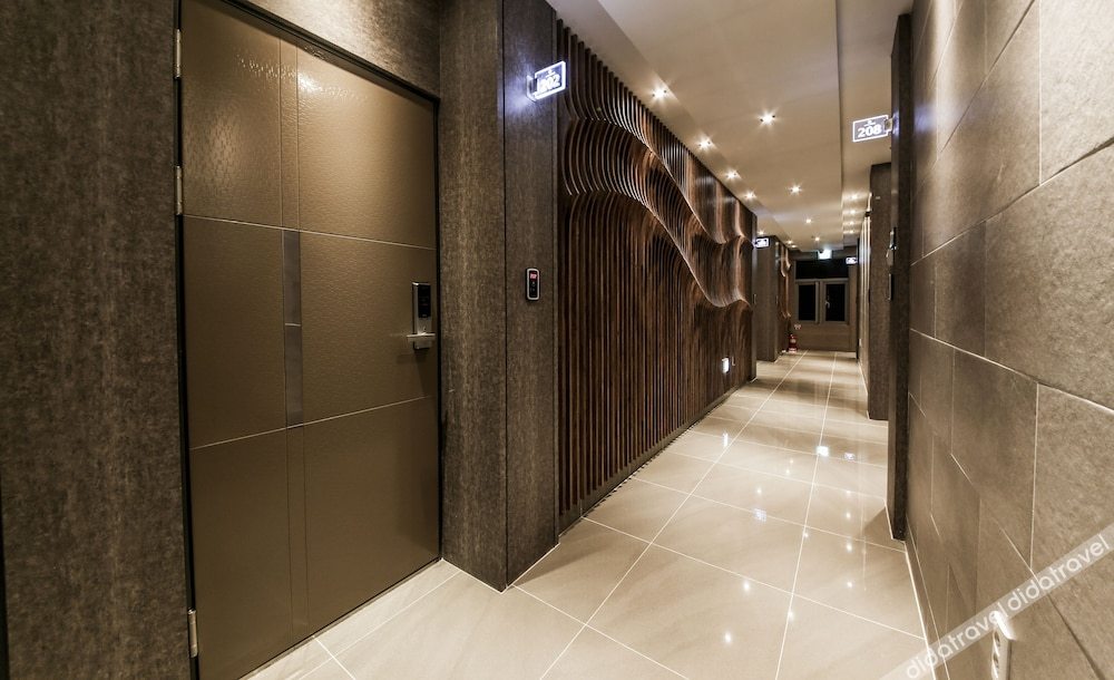 Win Hotel 2*