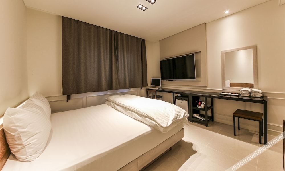 Win Hotel 2*
