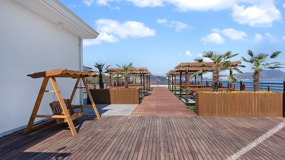 Gold Beach Resort 3*