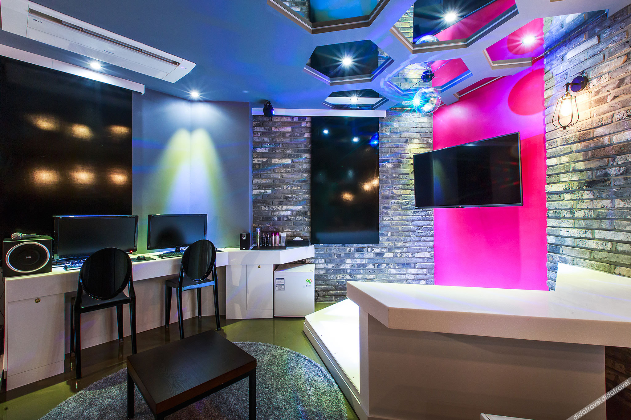 Plein Hotel 2*