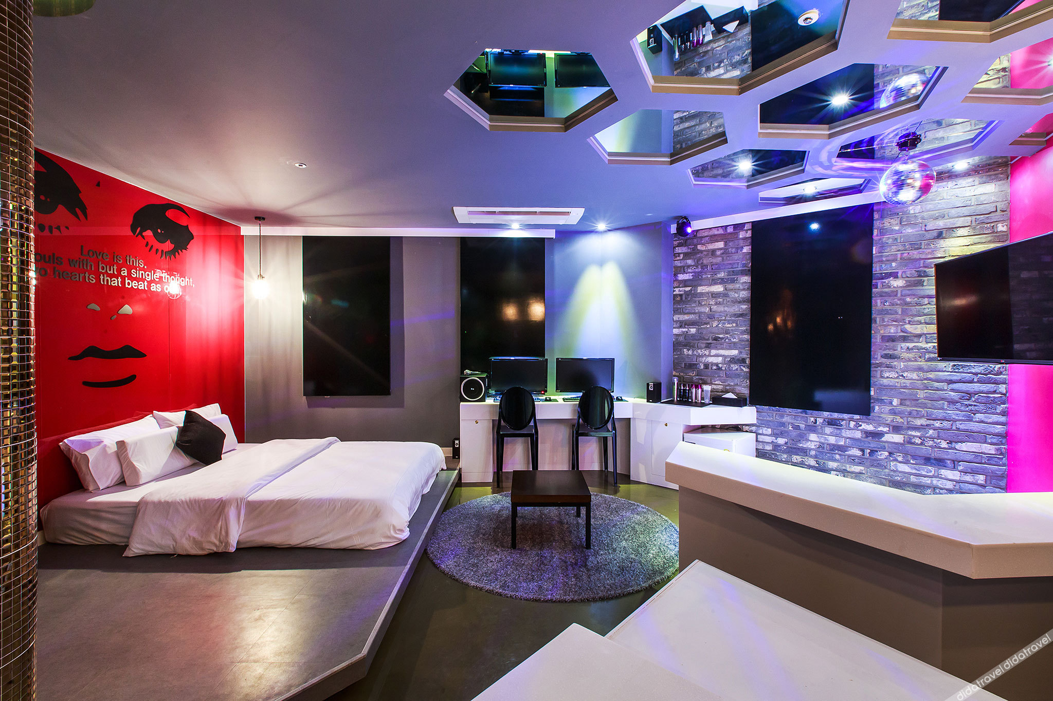 Plein Hotel 2*