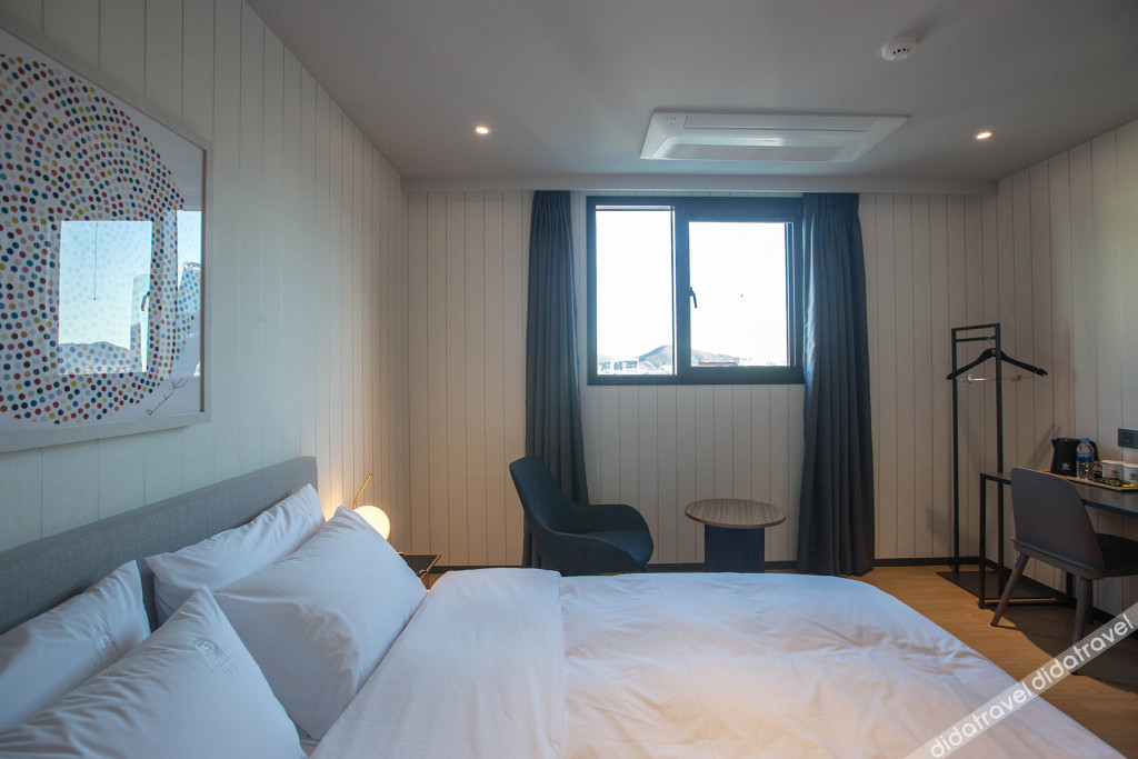 Geoje Okpo Brown Dot 3*