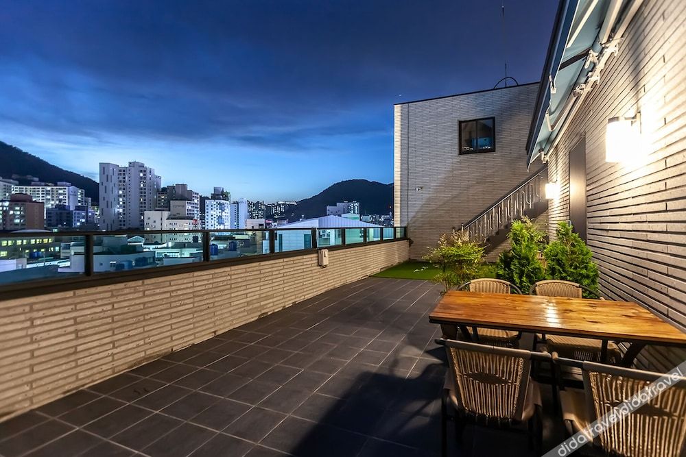 Geoje Okpo Brown Dot 3*