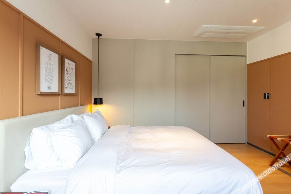 Geoje Okpo Brown Dot 3*