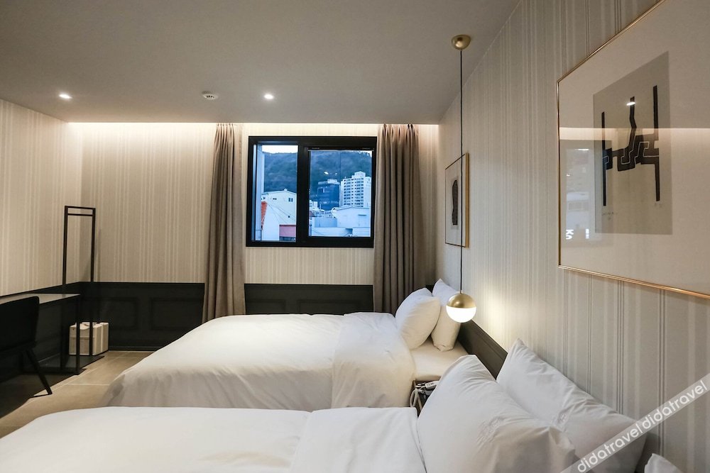 Geoje Okpo Brown Dot 3*