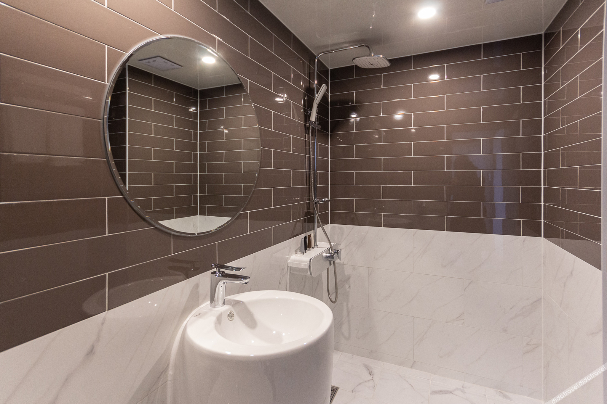 Geoje Okpo Brown Dot 3*