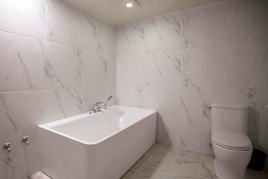 Browndot Hotel Masan Odong 2*