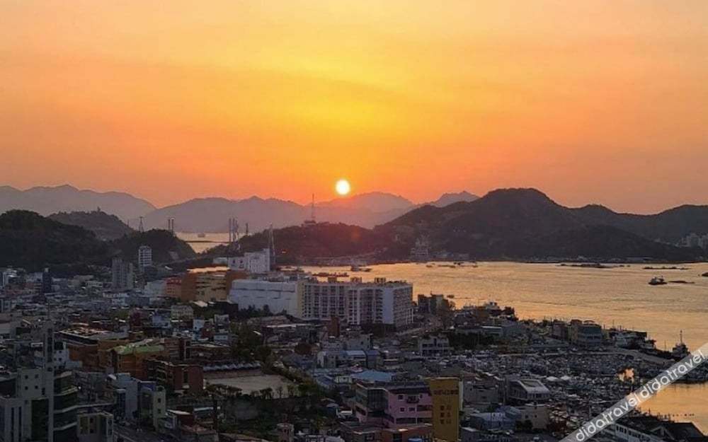 Yeosu Yong Beach Tourist Hostel 3*