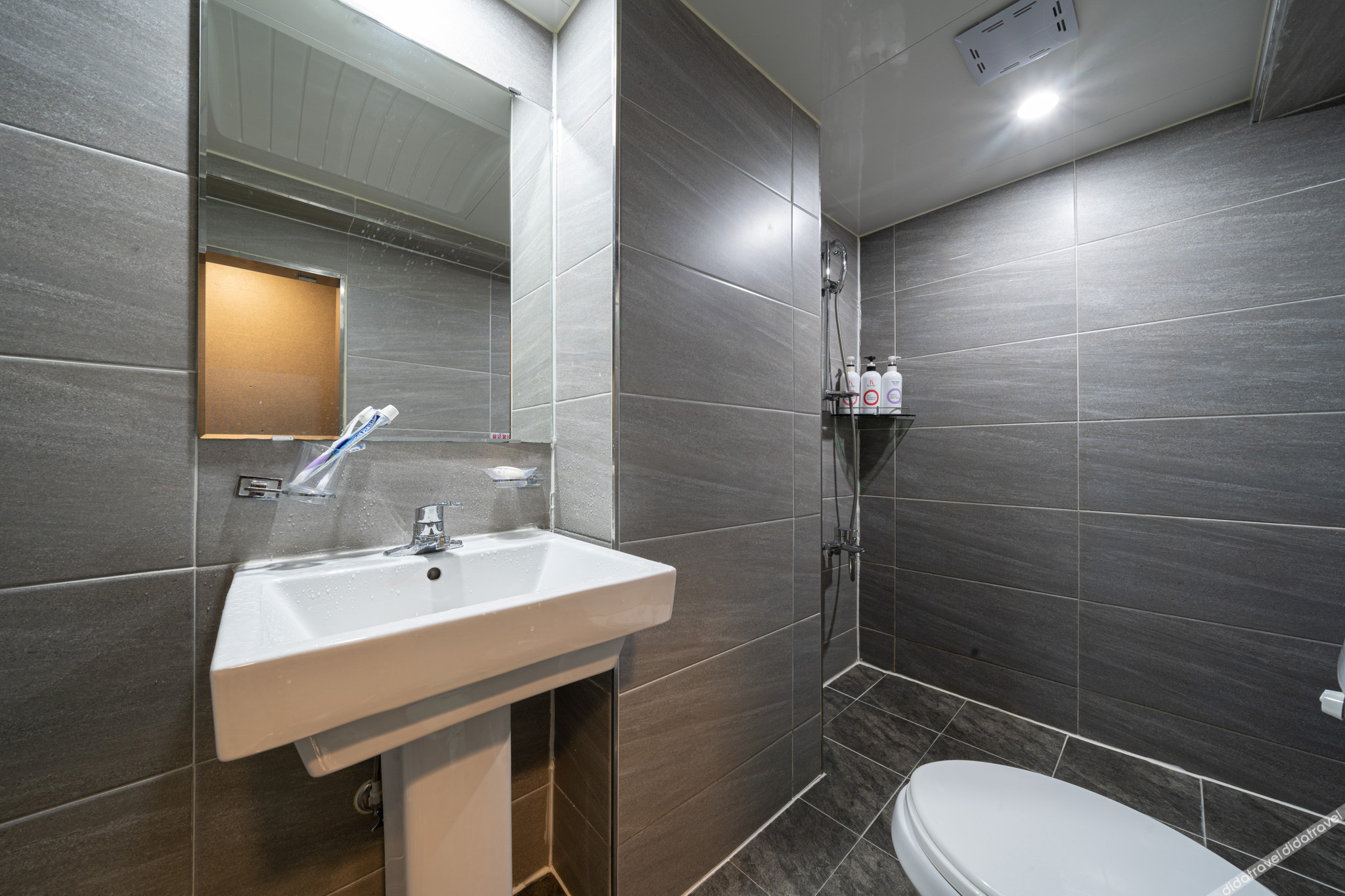Anyang Donkey Hotel 2*