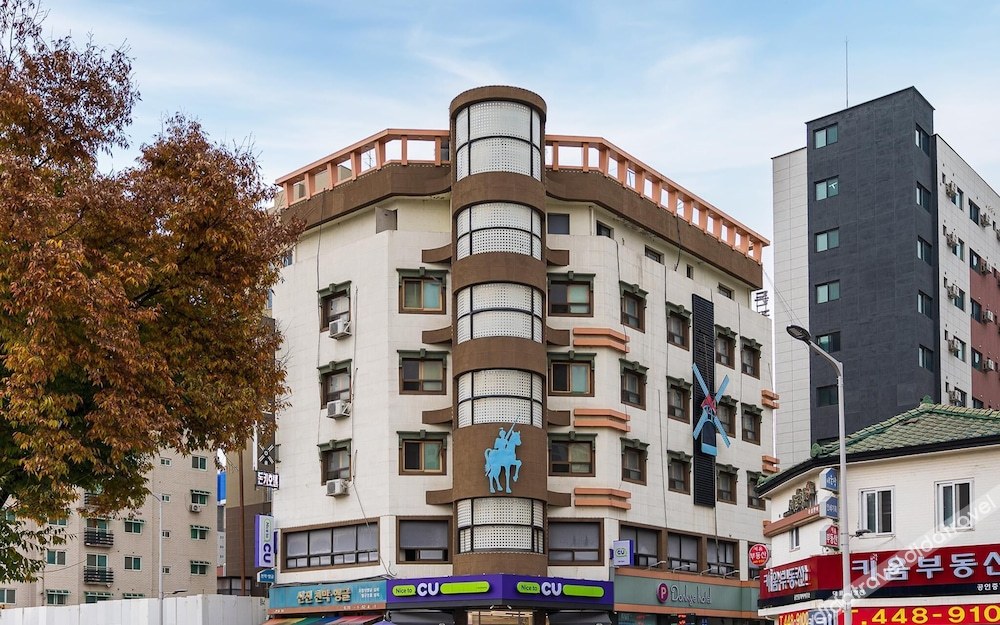 Anyang Donkey Hotel 2*