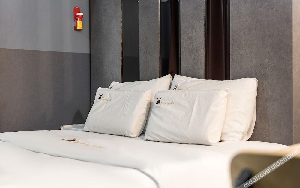 Anyang Donkey Hotel 2*