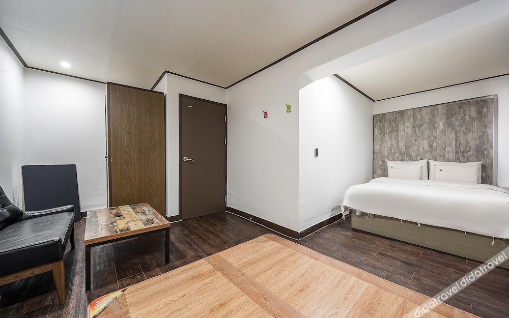 Anyang Donkey Hotel 2*