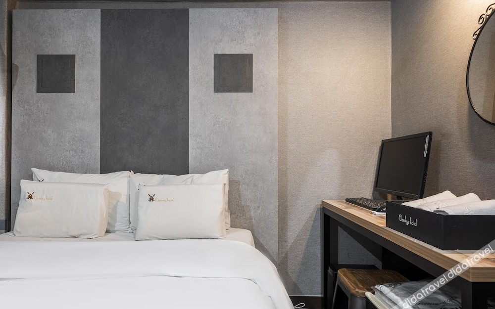 Anyang Donkey Hotel 2*