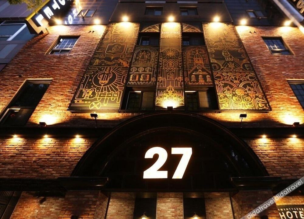 27 HOTEL 2*