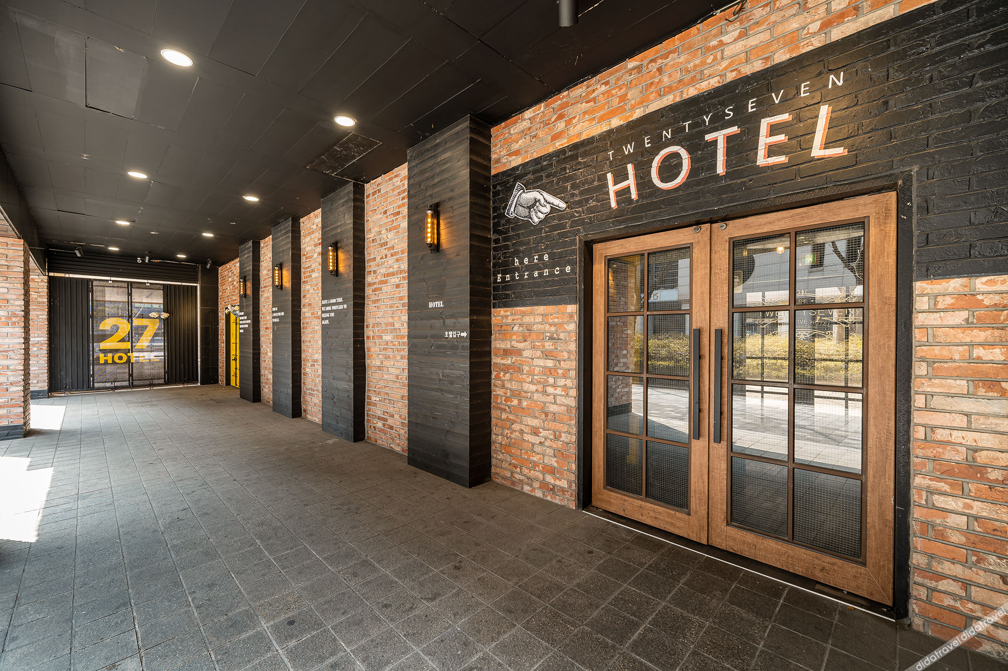 27 HOTEL 2*