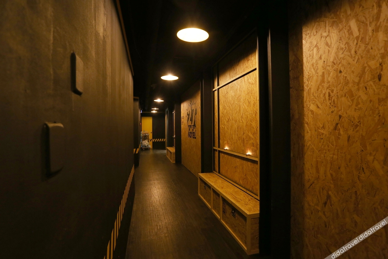 27 HOTEL 2*