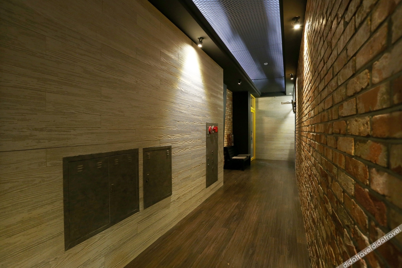 27 HOTEL 2*