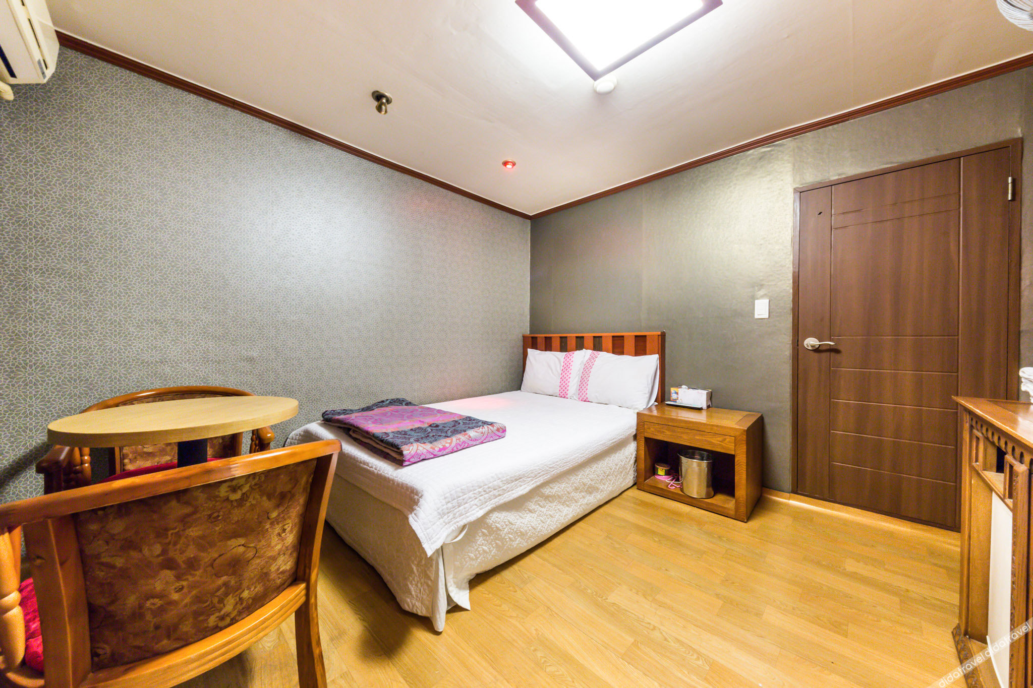 Yeongdeungpo Market Max Motel 0*
