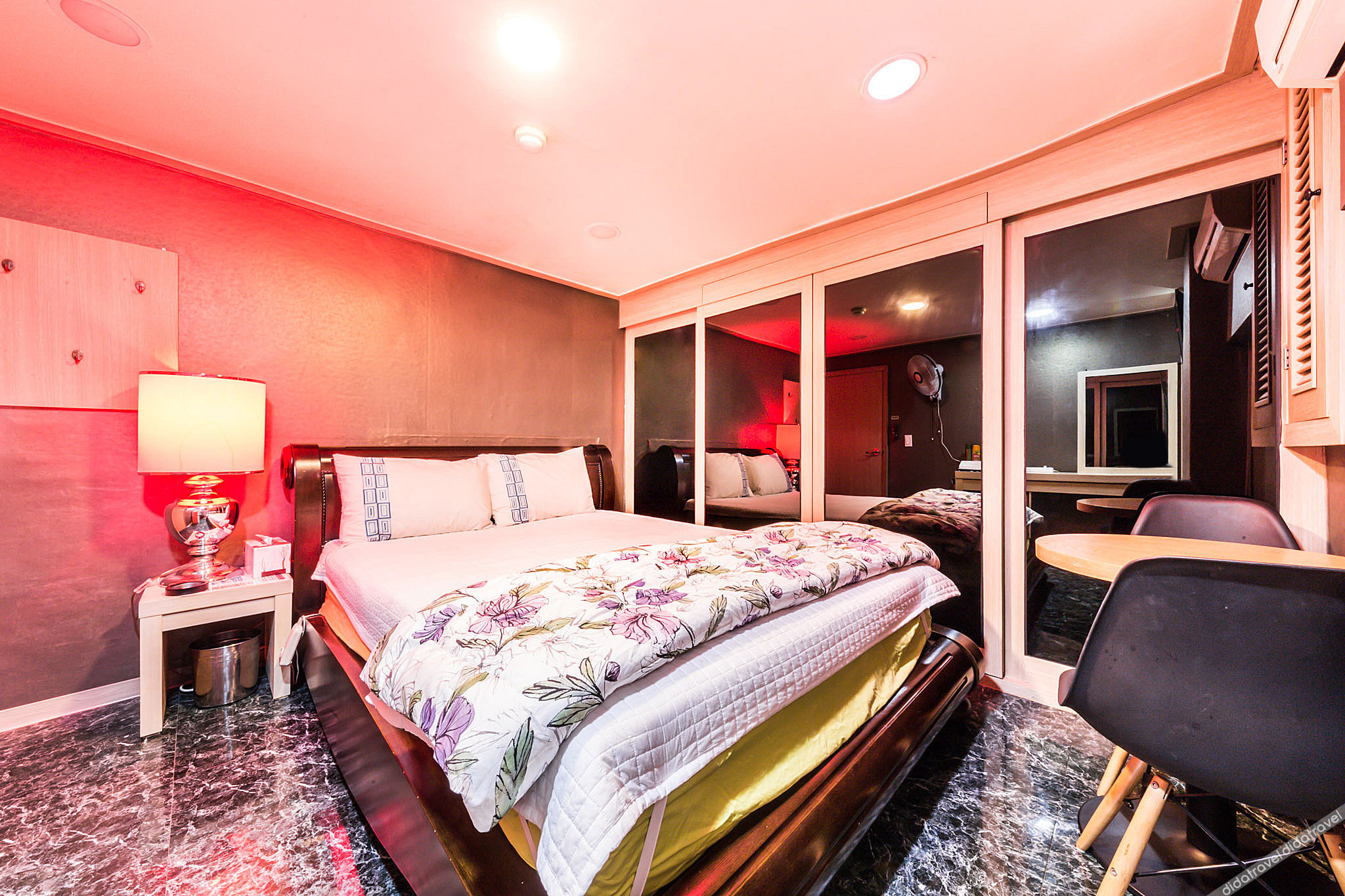 Yeongdeungpo Market Max Motel 0*