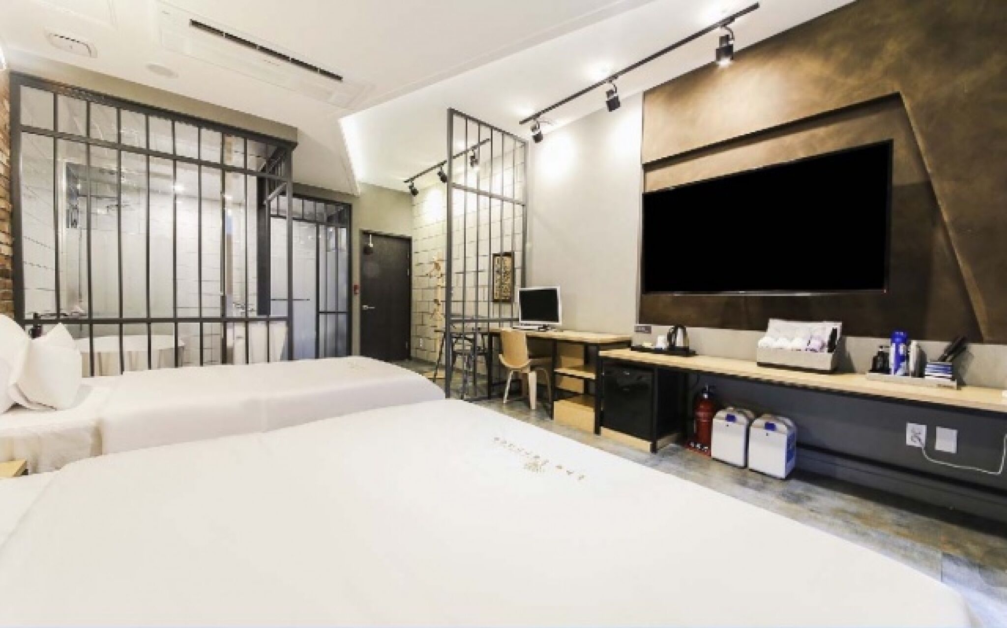 Gimhae Jangyu The Terrace 0*