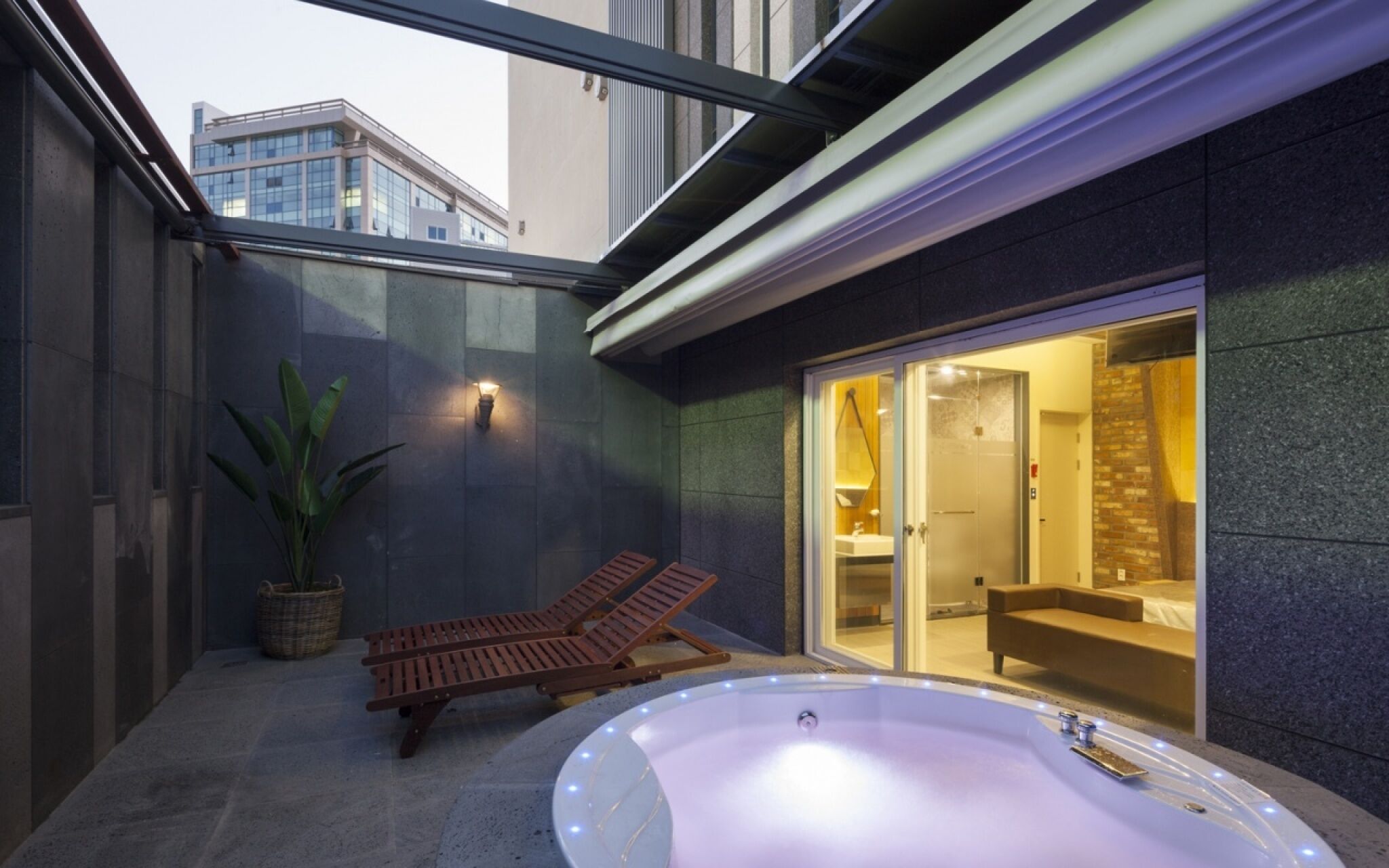 Gimhae Jangyu The Terrace 0*