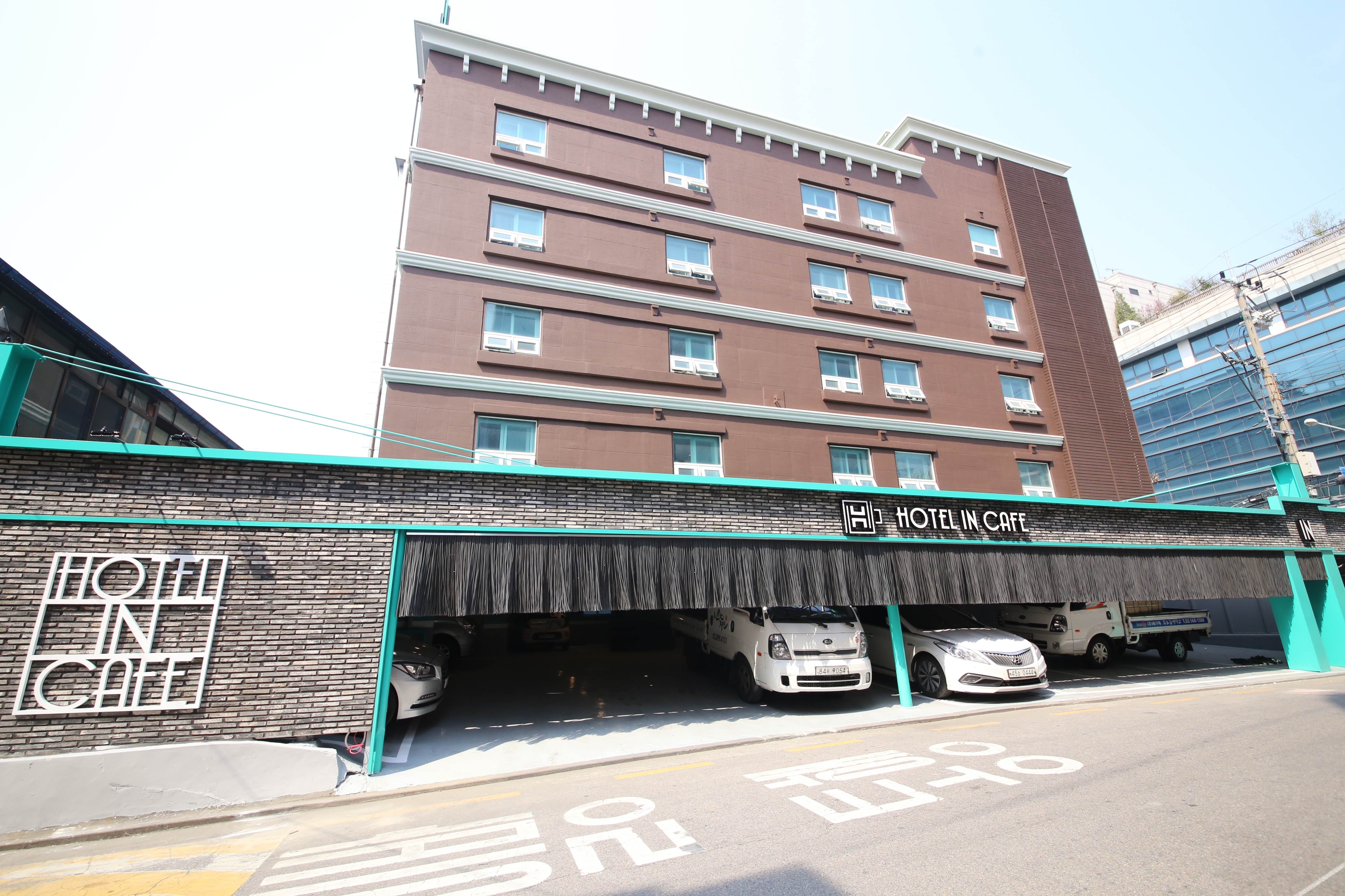 Hotel in Cafe Doksan 2*