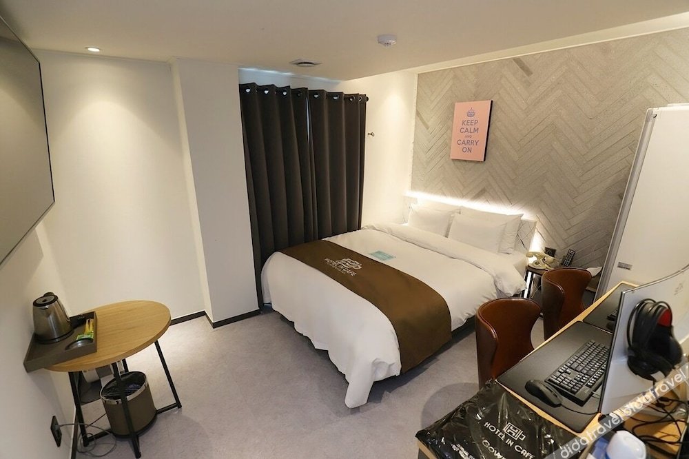 Hotel in Cafe Doksan 2*