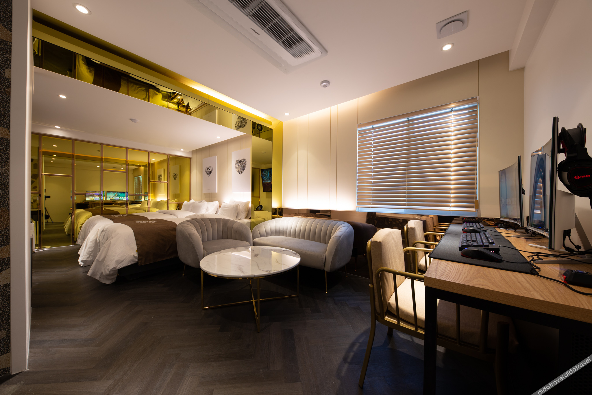 Hotel in Cafe Doksan 2*