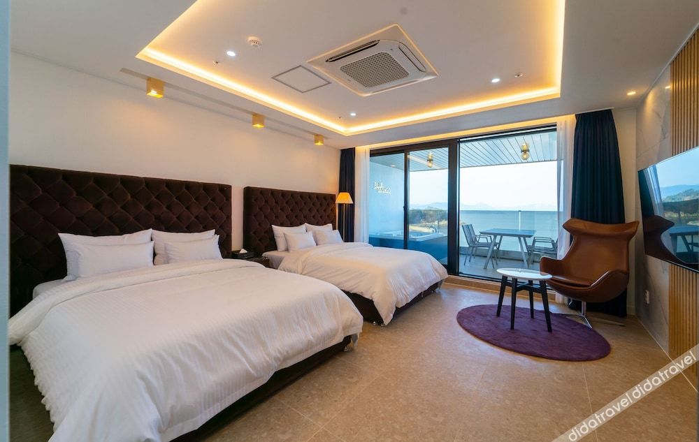 Blue Mango Pool Villa & Resort 3*