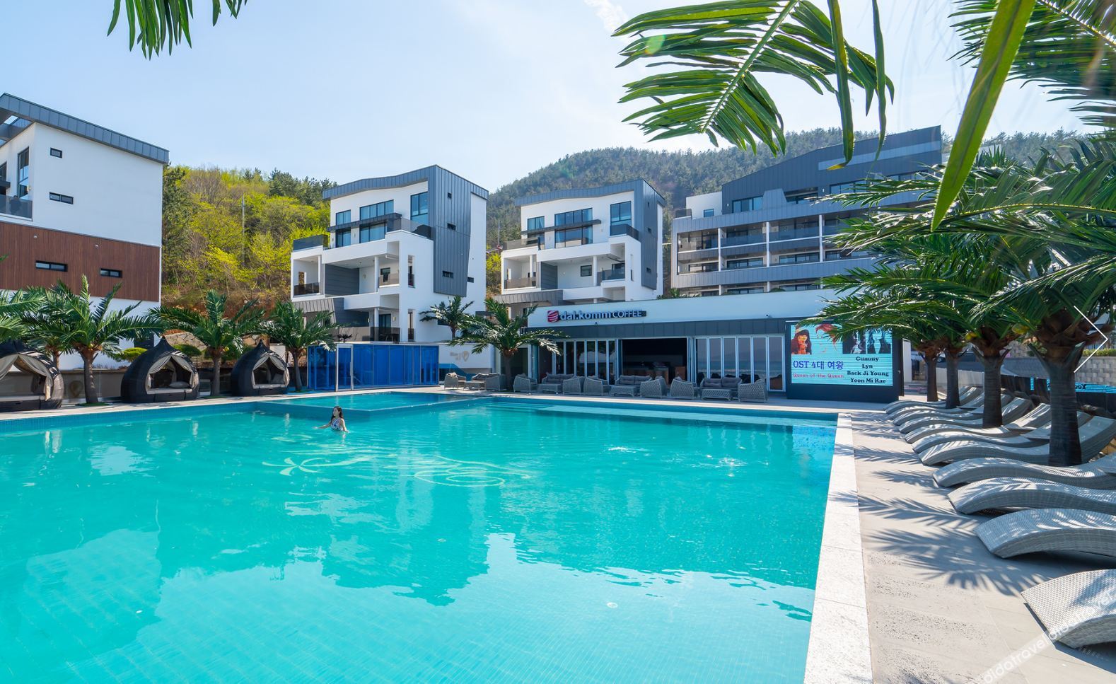 Blue Mango Pool Villa & Resort 3*
