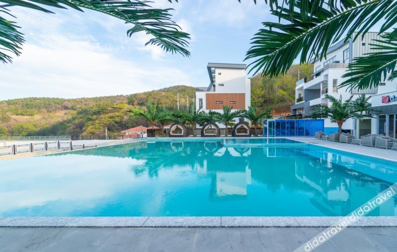 Blue Mango Pool Villa & Resort 3*