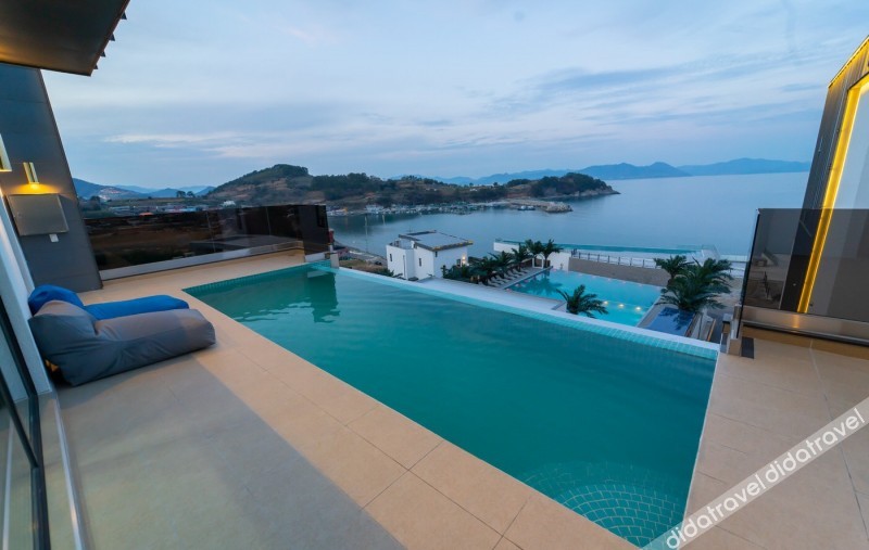 Blue Mango Pool Villa & Resort 3*