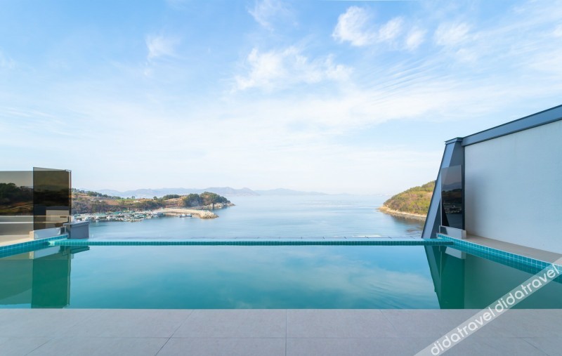 Blue Mango Pool Villa & Resort 3*