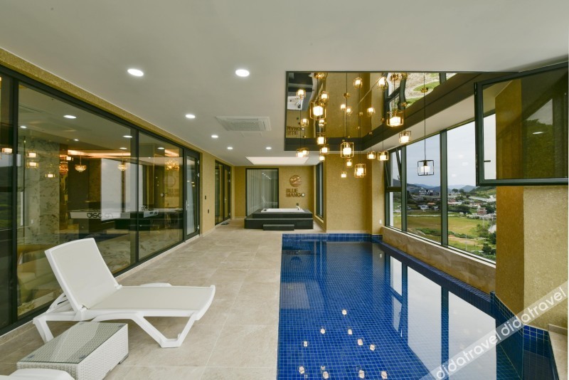 Blue Mango Pool Villa & Resort 3*