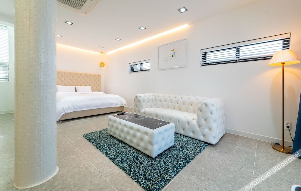 Blue Mango Pool Villa & Resort 3*