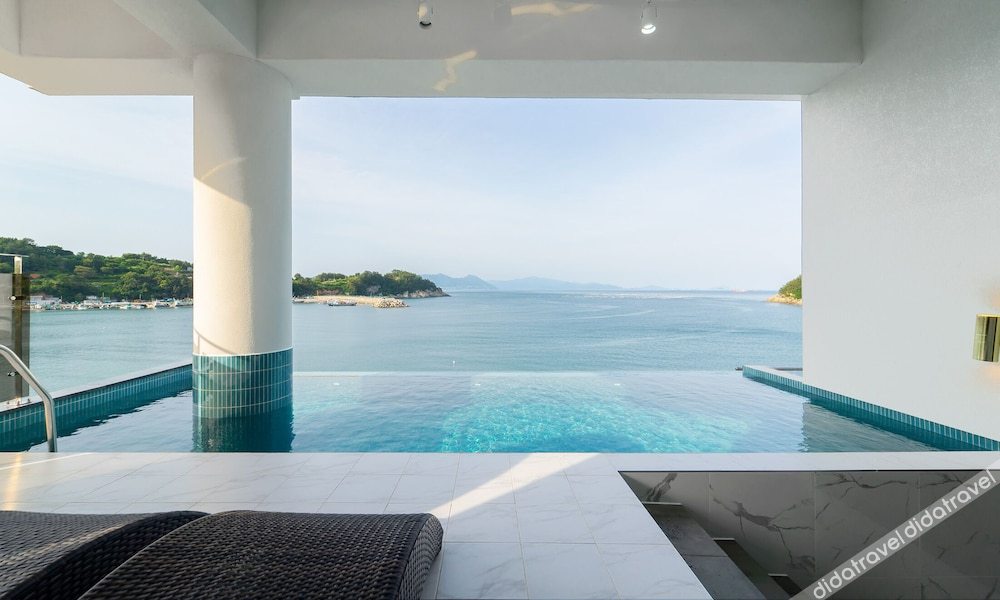 Blue Mango Pool Villa & Resort 3*