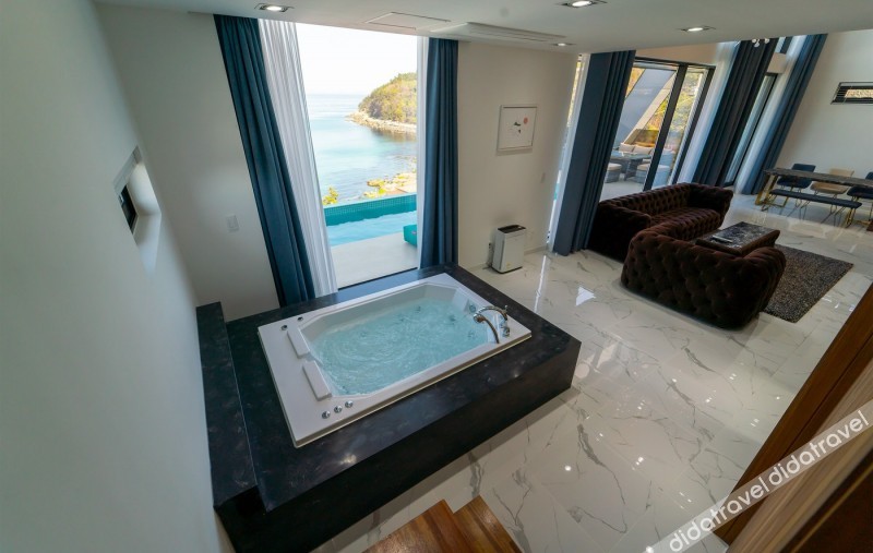 Blue Mango Pool Villa & Resort 3*