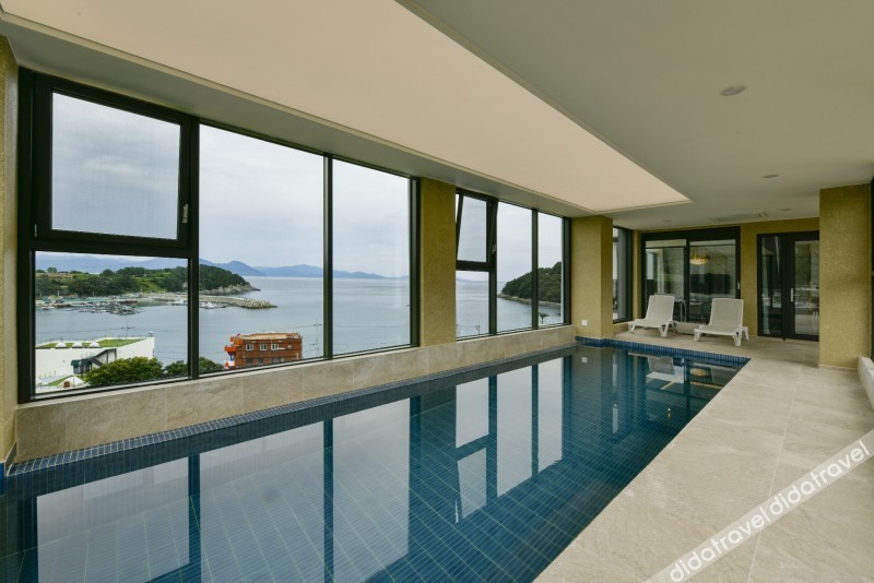 Blue Mango Pool Villa & Resort 3*