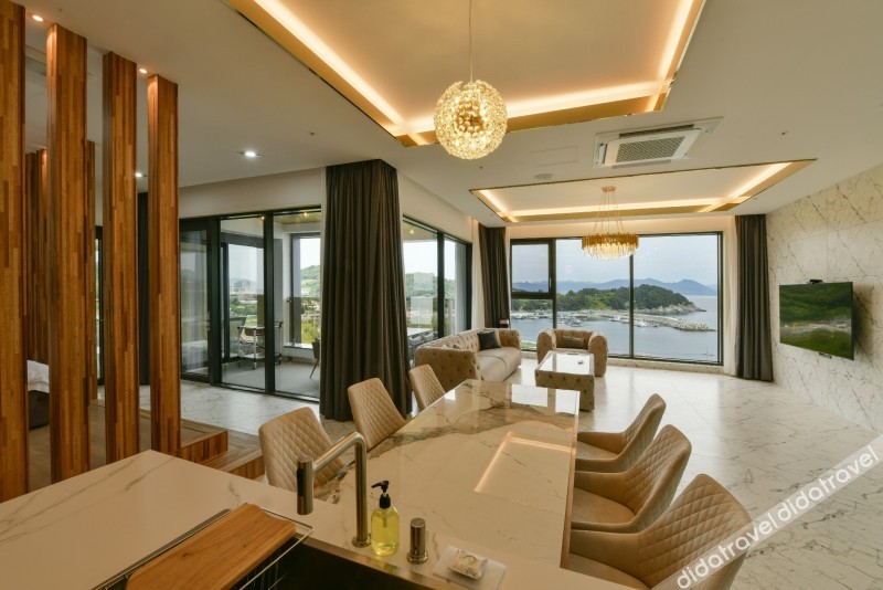 Blue Mango Pool Villa & Resort 3*
